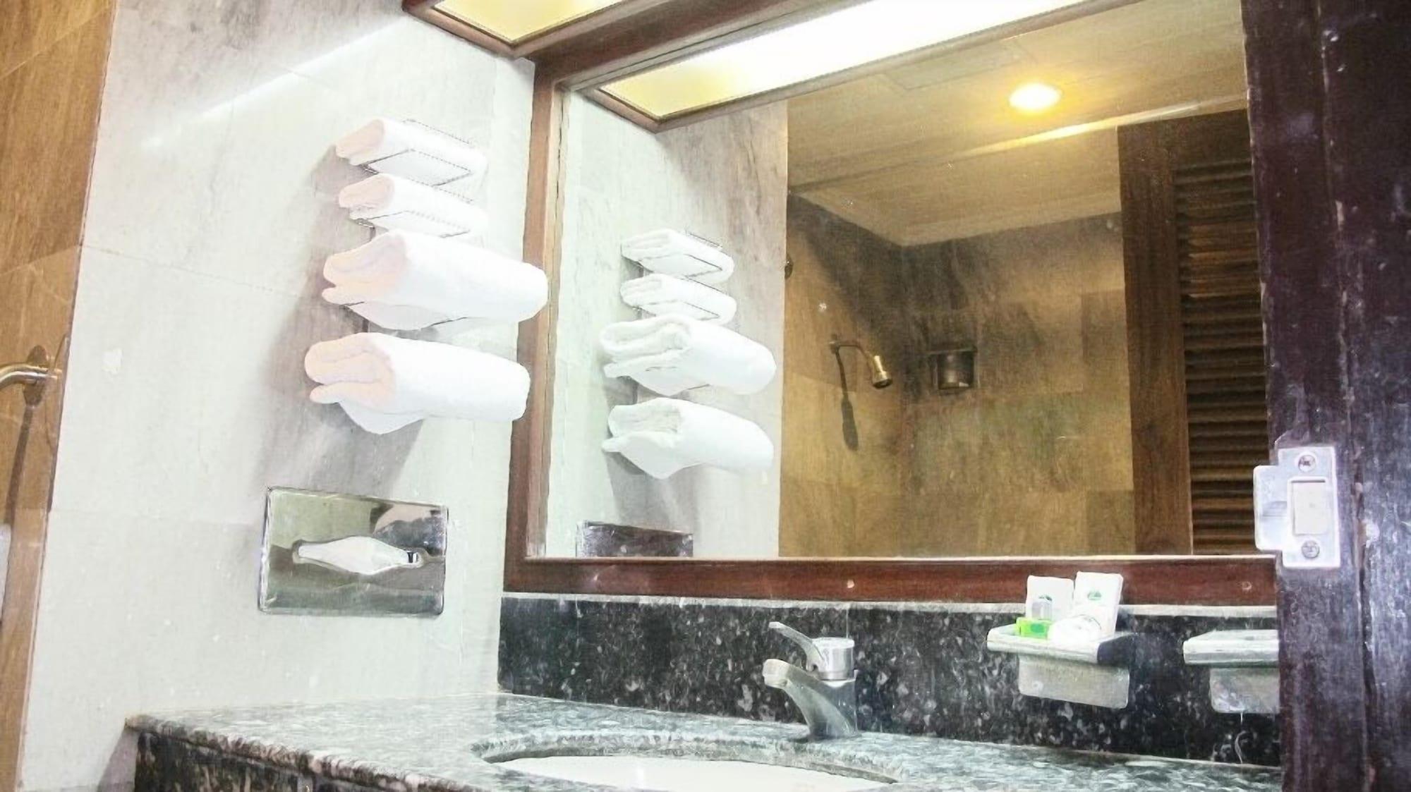 Lee Gardens Hotel Hat Yai Esterno foto